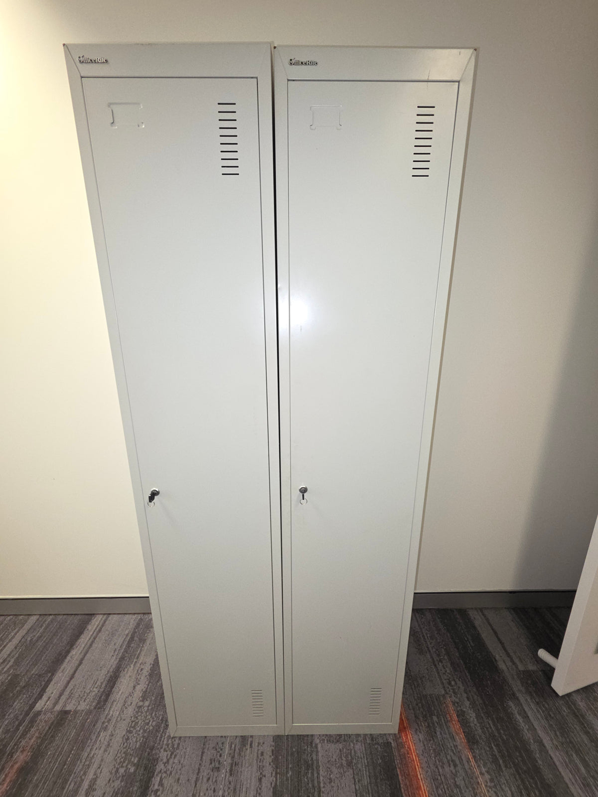 Single Lockers