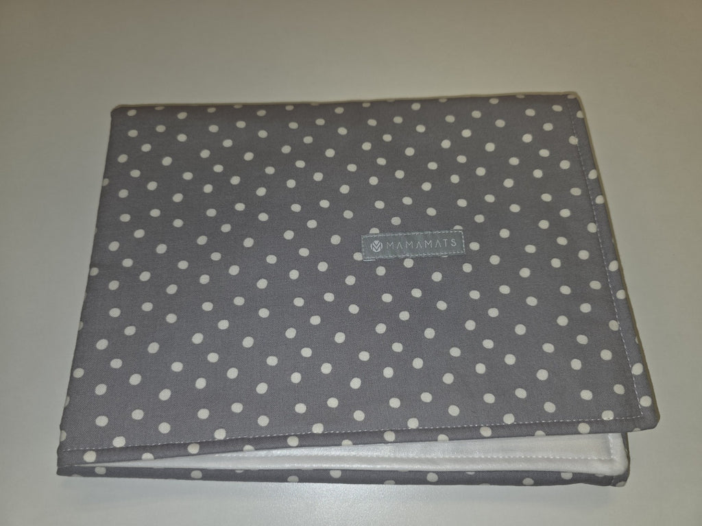 Baby change mat - NEW - Mamamats - Grey dots