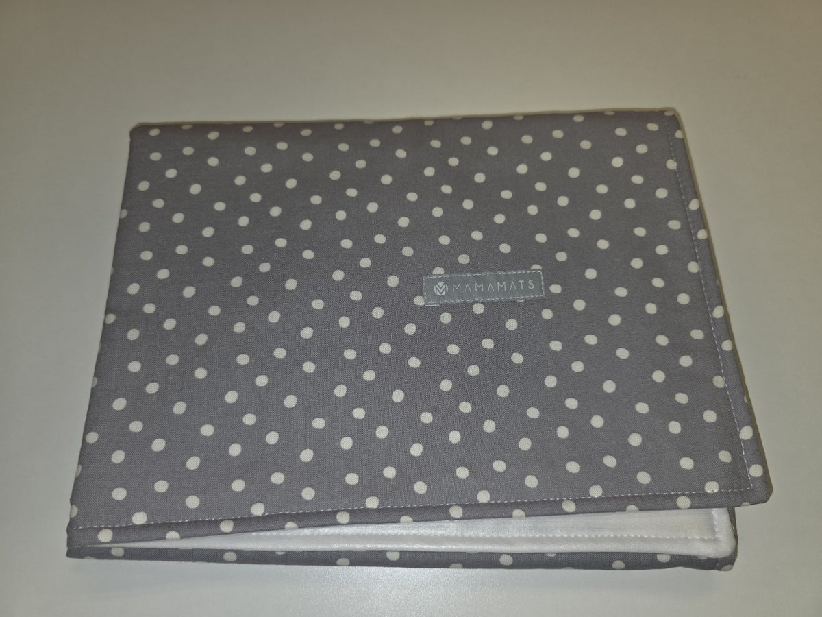Baby change mat - NEW - Mamamats - Grey dots