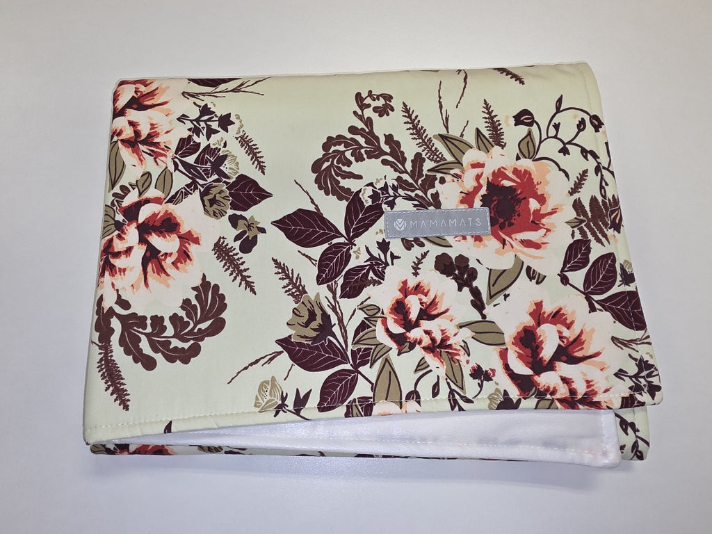 Baby change mat - NEW - Mamamats - Vintage Mint Rose